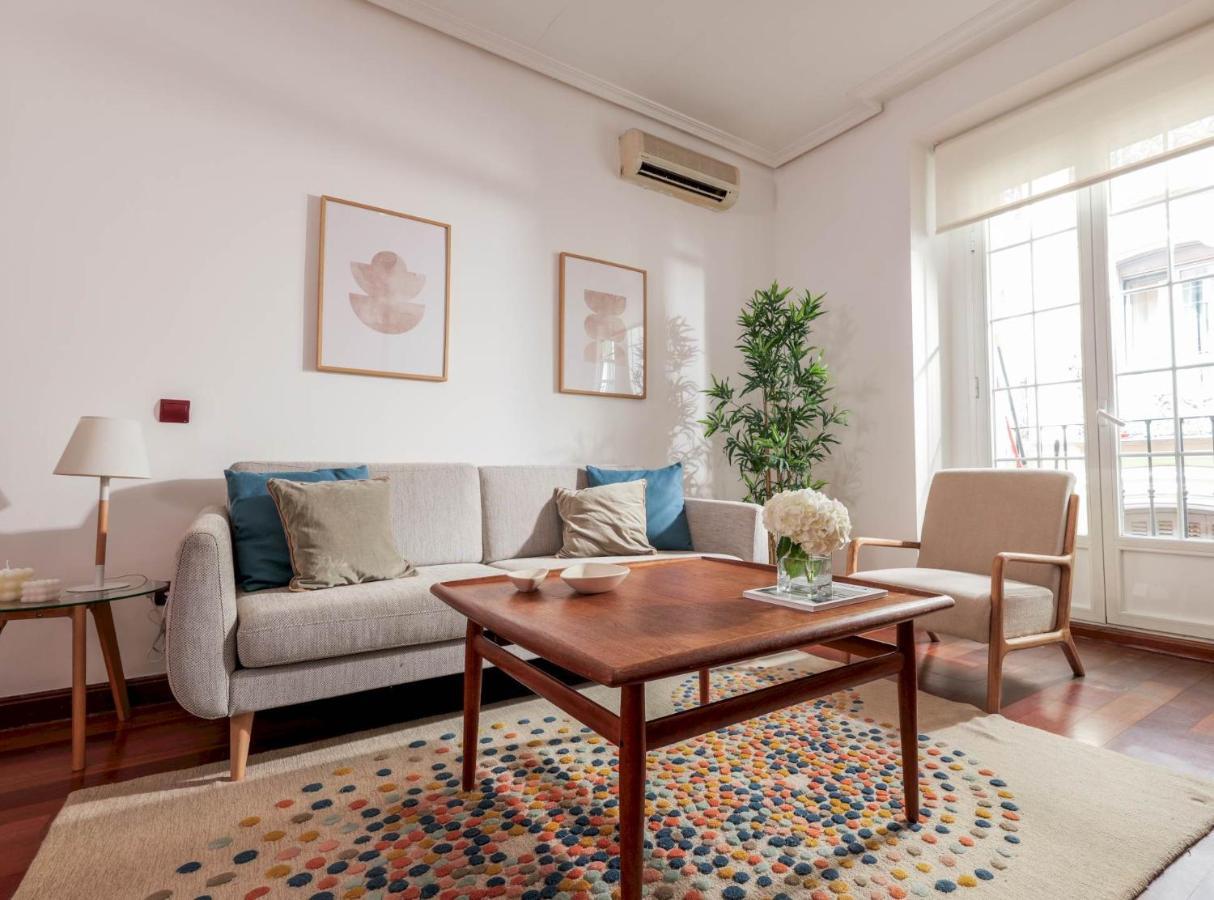 One Bedroom Apartment In Chueca Madrid Exterior foto