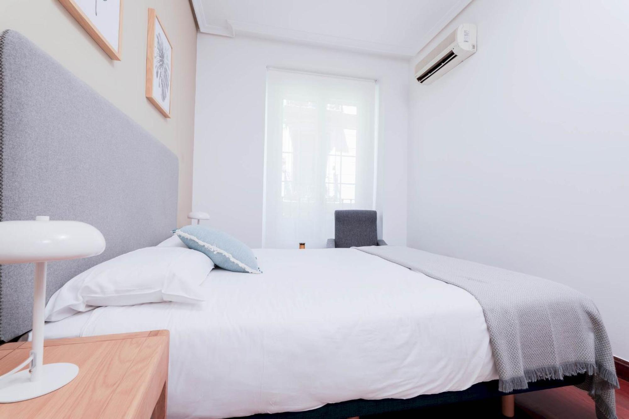 One Bedroom Apartment In Chueca Madrid Exterior foto
